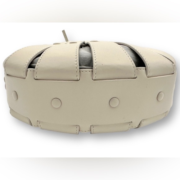 Bottega Veneta The Shell 2Way crossbody Tote Bag New w Dustbag and COA - Picture 3 of 9